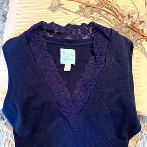 Kimchi and blue cropped sweater vest